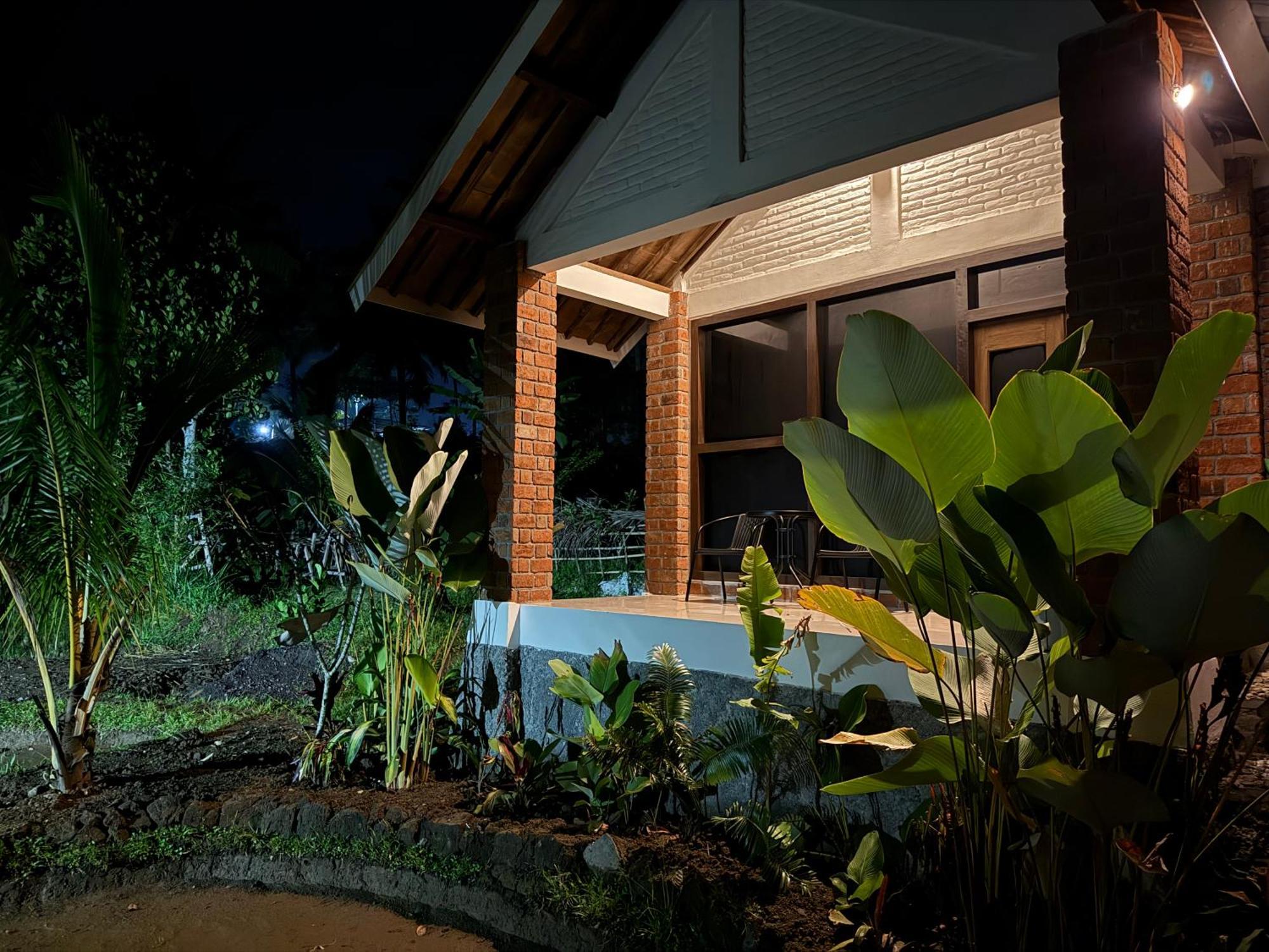 Mu Homestay テテバトゥ エクステリア 写真